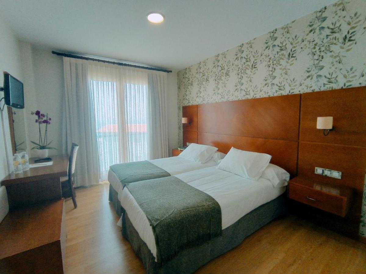 Hotel A Raina オイア エクステリア 写真