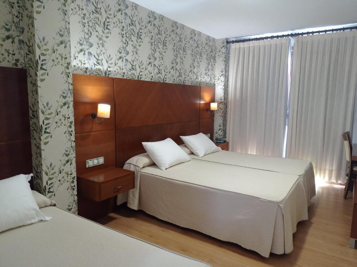Hotel A Raina オイア エクステリア 写真